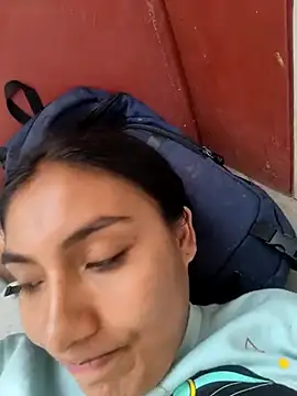 Uvit online show from 12.20.25