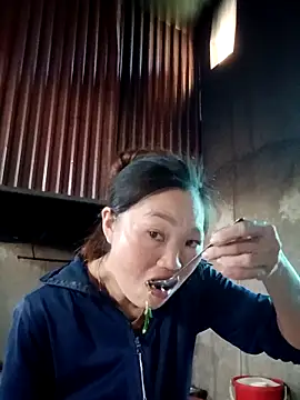 blonde blg online show from 11.26.25