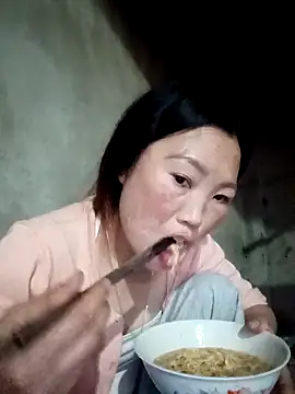 blonde blg online show from 02.15.26