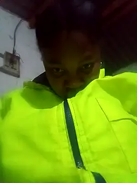 Snapshot of LightLinex chatting on 11.16.25 LightLinex online show from 11.16.25