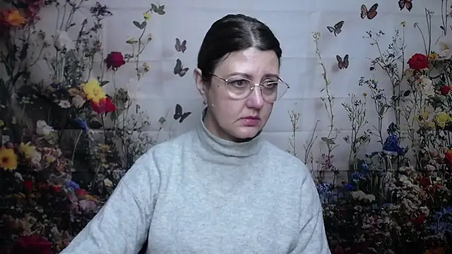 RoseHille online show from 11.26.25