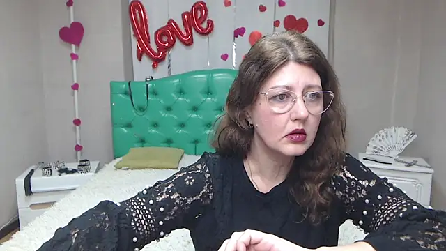 RoseHille online show from 04.14.26