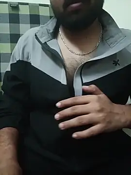 MrToxxic online show from 11.18.25