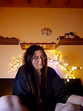 Persephone CH off online show from 11.28.25