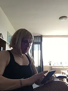 simone xdressing online show from 03.09.25