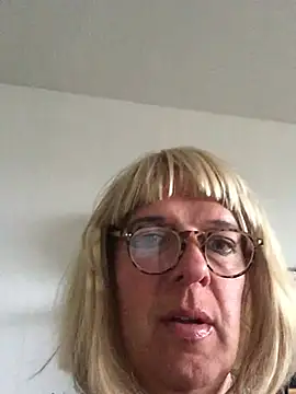 simone xdressing online show from 06.10.26