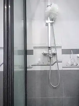   Anna    online show from 11.22.25