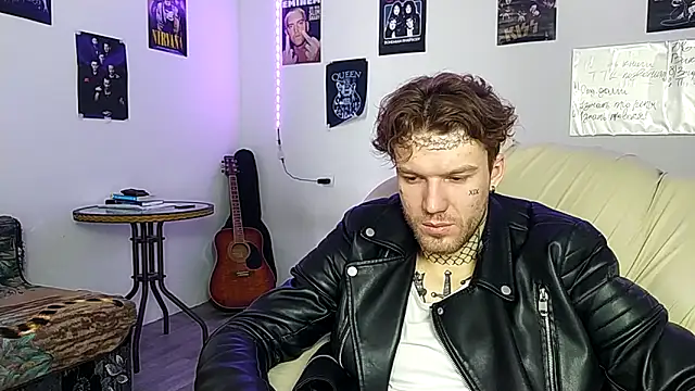 Huntall77 online show from 02.08.26