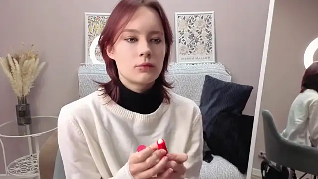 Snapshot of Annie_Way chatting on 11.12.25 Annie Way online show from 11.12.25