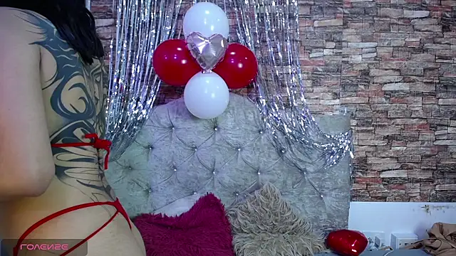 Snapshot of tael_novacs chatting on 02.12.26 tael novacs online show from 02.12.26