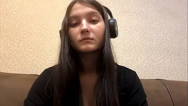 AurorAurora online show from 11.21.25