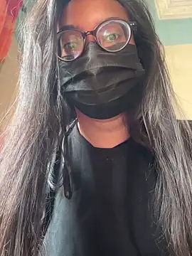 Snapshot of Saguphtah_Chattergy_22 chatting on 11.15.25 Saguphtah Chattergy 22 online show from 11.15.25