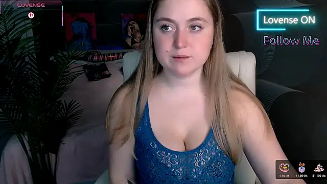 Kate Moan online show from 12.19.25