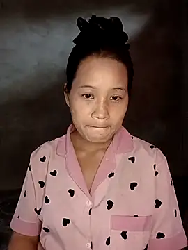 -Huong-99 online show from 11.17.25