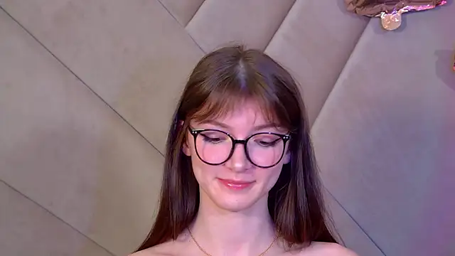 Snapshot of SophiaProve chatting on 02.26.26 SophiaProve online show from 02.26.26