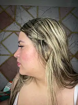 Amira Malia online show from 01.16.26