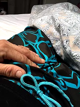 john12-931 online show from 11.11.25