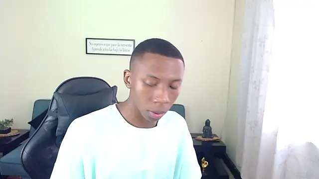 Miilo18 online show from 12.13.25