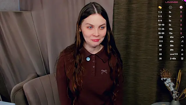 Snapshot of BelvaCaimi chatting on 11.12.25 BelvaCaimi online show from 11.12.25