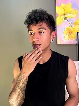 Snapshot of tank_steel chatting on 11.19.25 tank steel online show from 11.19.25