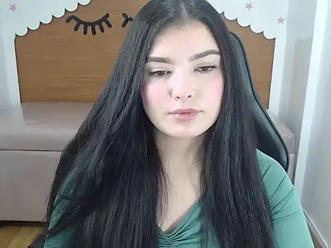 sarah rouse t  online show from 11.11.25