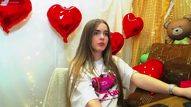 AlicaLOVEalisa777 online show from 02.24.26