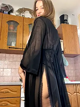 yourladyMary online show from 11.25.25