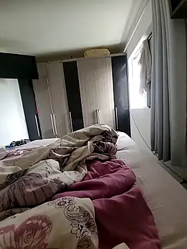 Omundosecretodixx 420 online show from 02.26.26