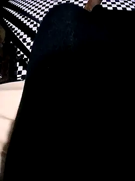 PerkyLove399 online show from 11.11.25