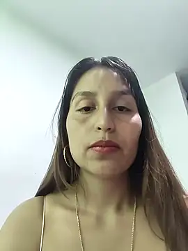 IsabellaaSwann online show from 11.14.25