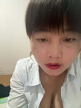 Snapshot of Nuomi6 chatting on 04.05.26 Nuomi6 online show from 04.05.26