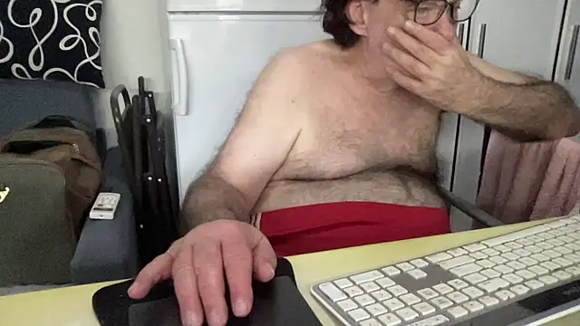 Snapshot of coach-karl chatting on 09.25.25 coach-karl online show from 09.25.25