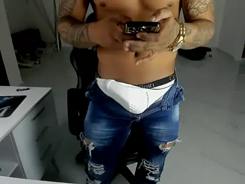 master leather online show from 04.07.26