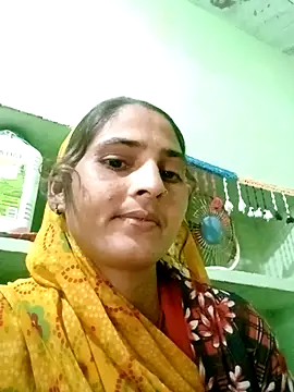 Snapshot of Nelug chatting on 11.15.25 Nelug online show from 11.15.25