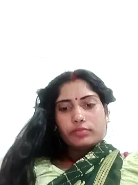 Snapshot of Pushpa_hotty chatting on 12.21.25 Pushpa hotty online show from 12.21.25