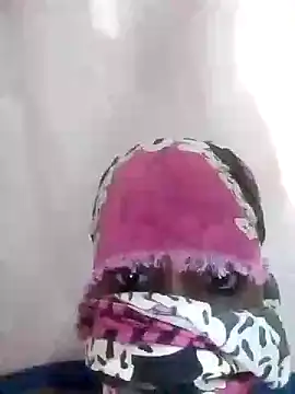 Molatane0 online show from 11.13.25