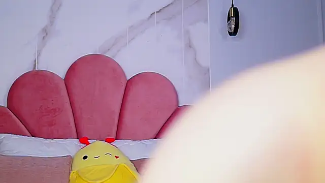 Scarlett Veyra online show from 12.01.25