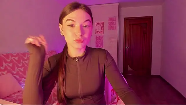 luna lust 212 online show from 04.28.26