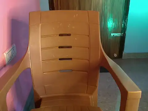 Riyya 00 online show from 11.24.25