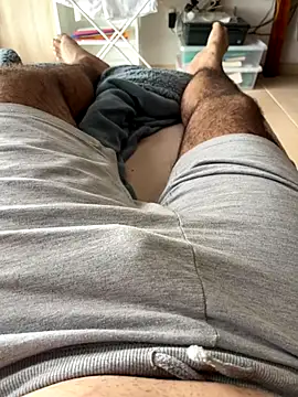 Yannick04 online show from 11.20.25