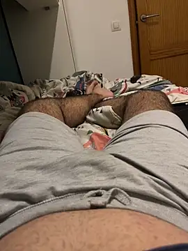 Yannick04 online show from 11.22.25