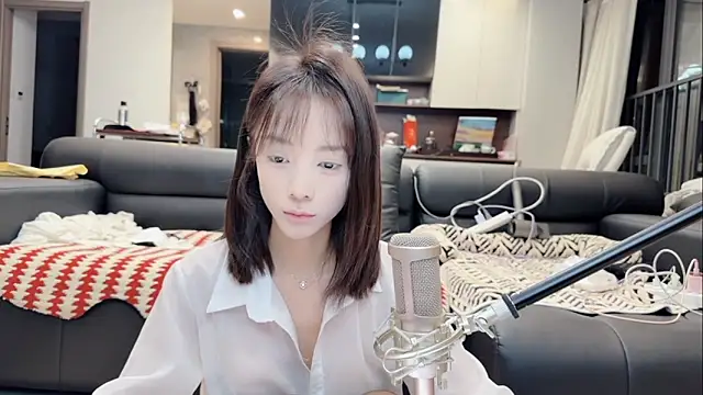 Butterbear online show from 04.08.26