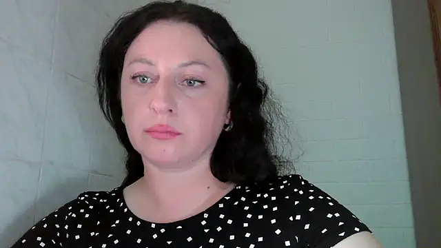 Snapshot of MelinaAx chatting on 06.27.26 MelinaAx online show from 06.27.26