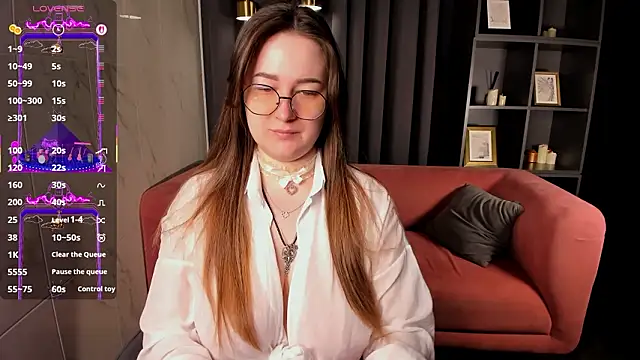 EmmaBloomm online show from 01.15.26