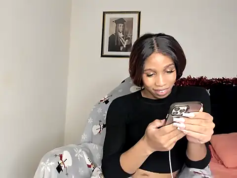 Weendolyn  online show from 12.23.25