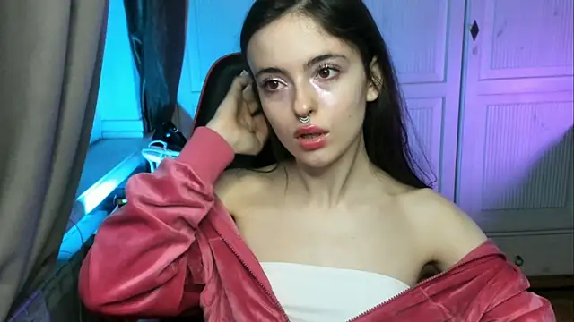 Snapshot of Lana__Soft chatting on 12.17.25 Lana Soft online show from 12.17.25