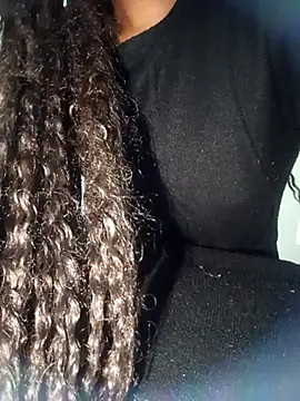 Snapshot of mirna96 chatting on 02.21.26 mirna96 online show from 02.21.26