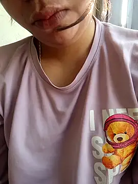 isha sharma2002 online show from 12.02.25