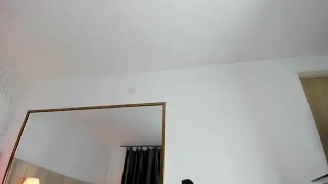 Sasha Wolff online show from 12.05.25