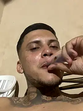 Ryanzl017 online show from 11.23.25